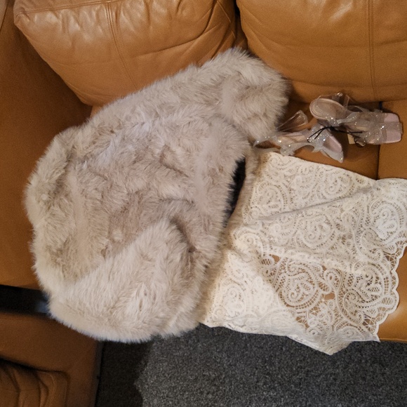 Jason Wu Cream Faux Fur Jacket - Picture 7 of 15